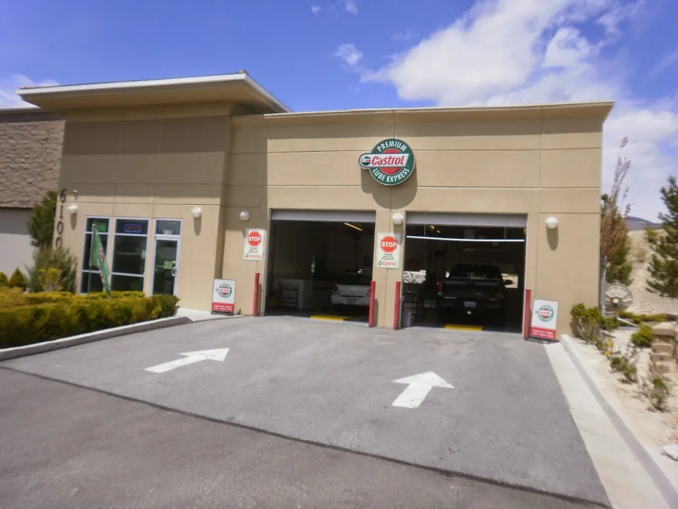 The drive-in bays at the Reno Northwest service center